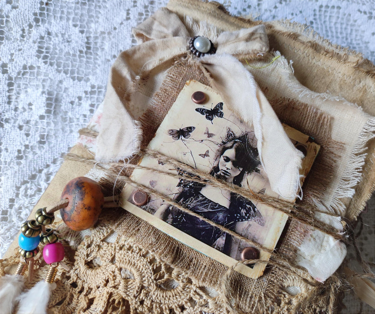 Handmade Linen Junk Journal: Vintage Lace Diary, Grungy Art Book